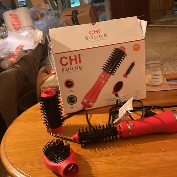 CHI ROUND BLOWOUT BRUSH - Picture 2 of 2